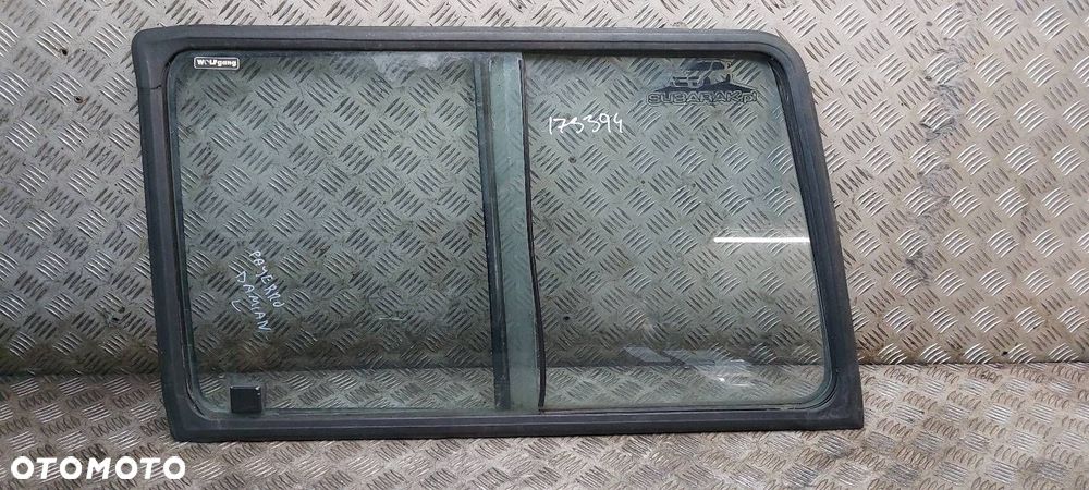 SZYBA DRZWI LEWY TYŁ PAJERO I - 1