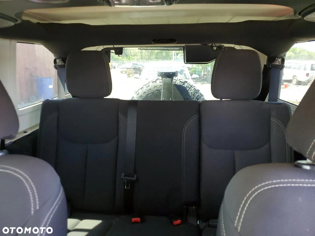 Jeep Wrangler 3.6 Unlim Sahara - 8