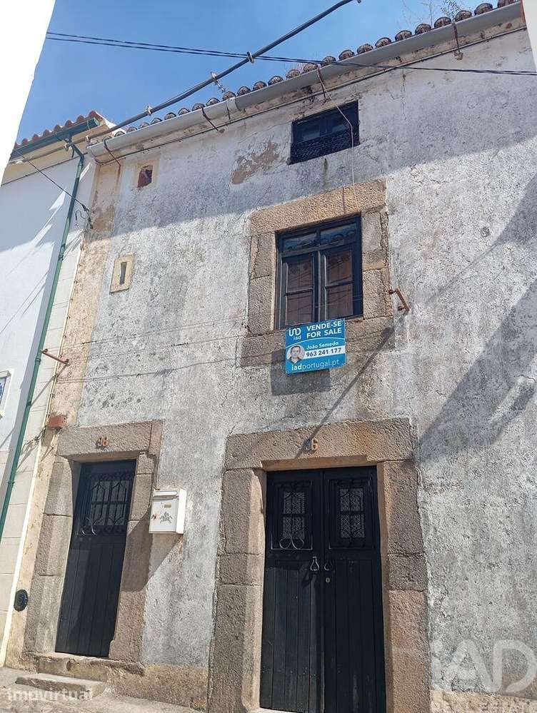 Casa / Villa T2 em Santiago Maior de 162 m2 - Grande imagem: 2/38