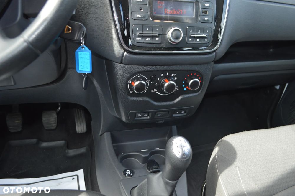Dacia Lodgy 1.6 SCe Connected by Orange S&S - 21