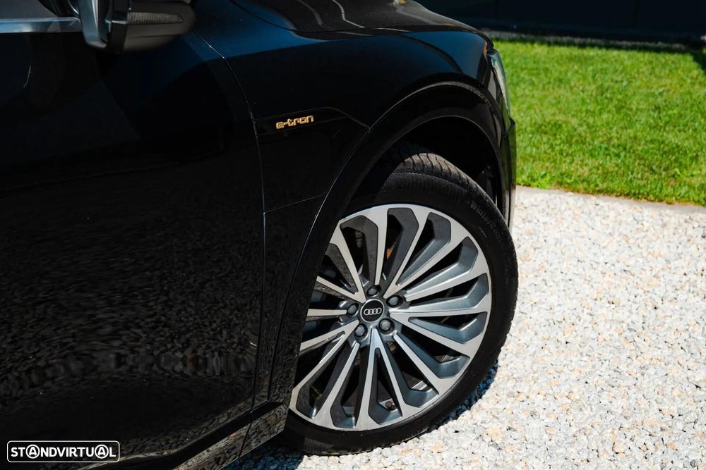 Audi e-tron Sportback 50 quattro Advanced - 5