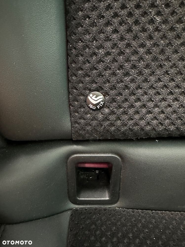 Renault Clio ENERGY TCe 120 INTENS - 27