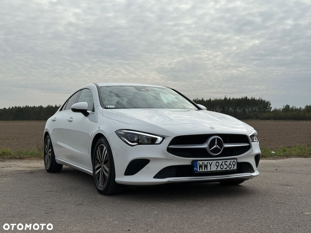 Mercedes-Benz CLA 180 Progressive 7G-DCT - 7