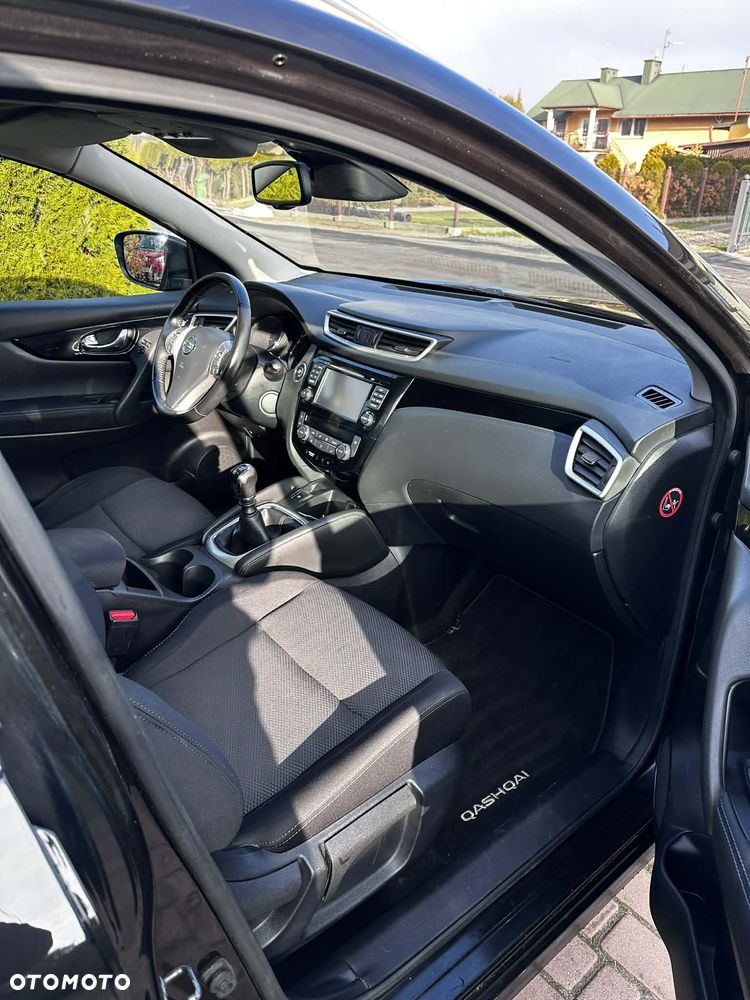 Nissan Qashqai 1.2 DIG-T N-Vision EU6 - 9