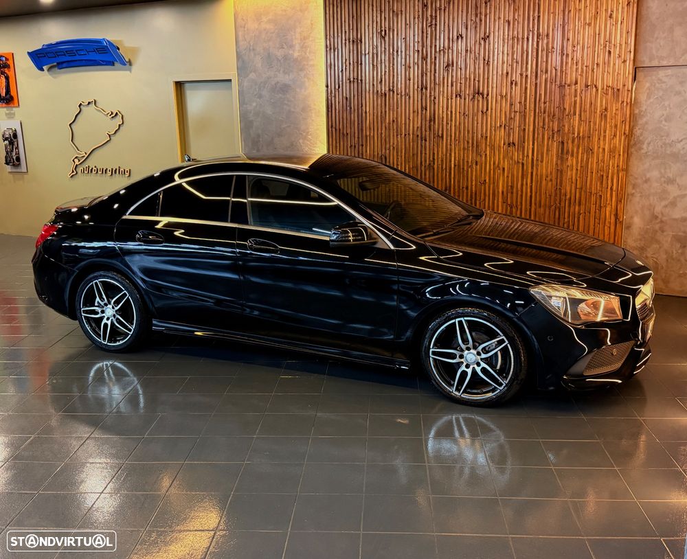 Mercedes-Benz CLA 180 d Shooting Brake AMG Line - 11