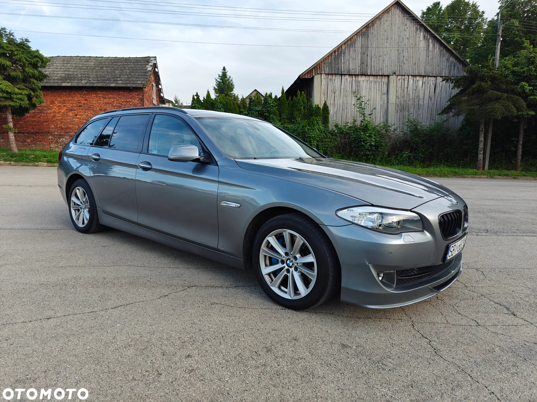 BMW Seria 5 525d xDrive Touring - 4