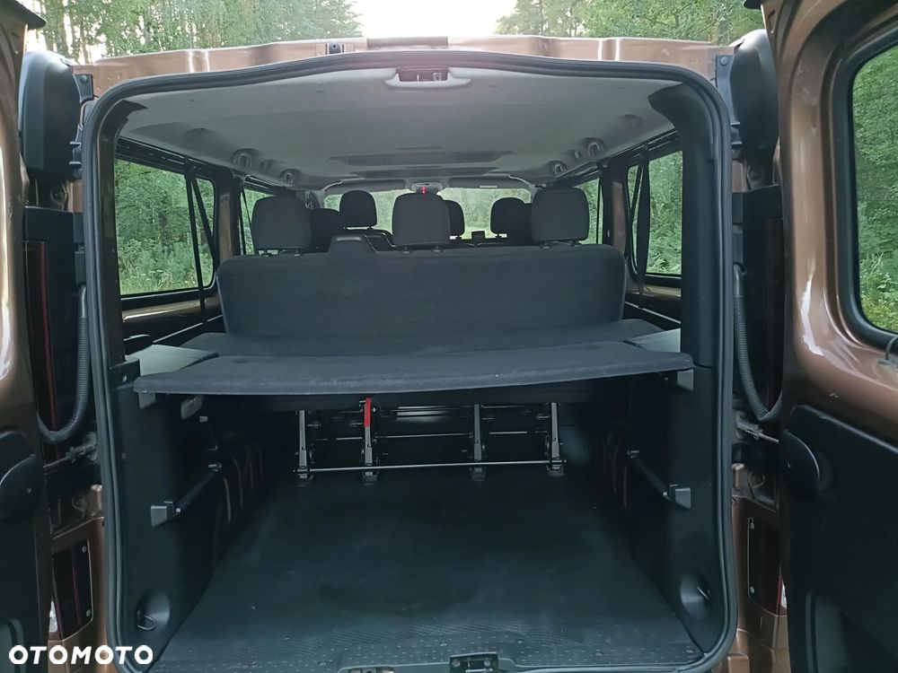 Opel Vivaro - 13