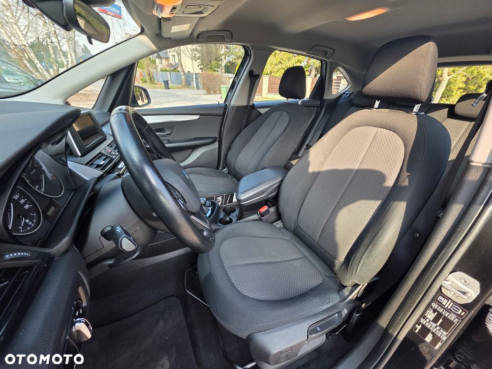 BMW Seria 2 218i - 14