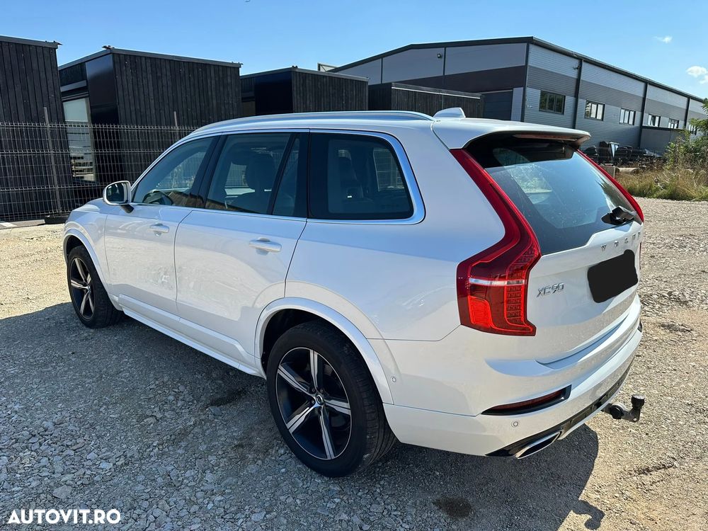 Volvo XC 90 D5 AWD Geartronic RDesign - 4