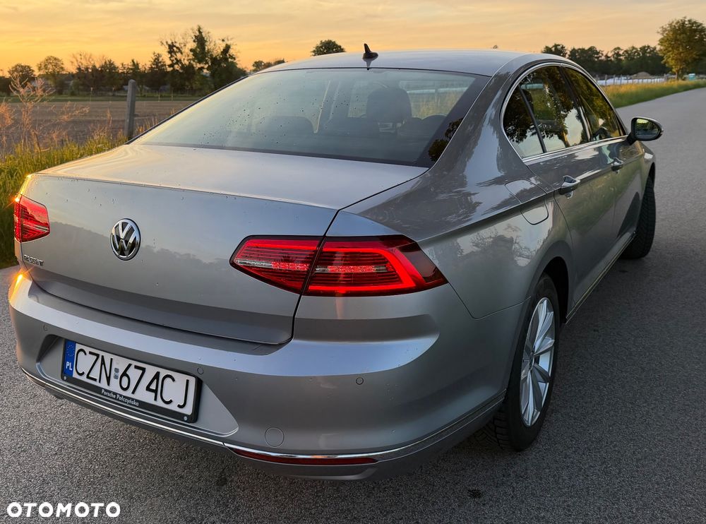 Volkswagen Passat 2.0 TDI BMT Highline DSG7 - 6
