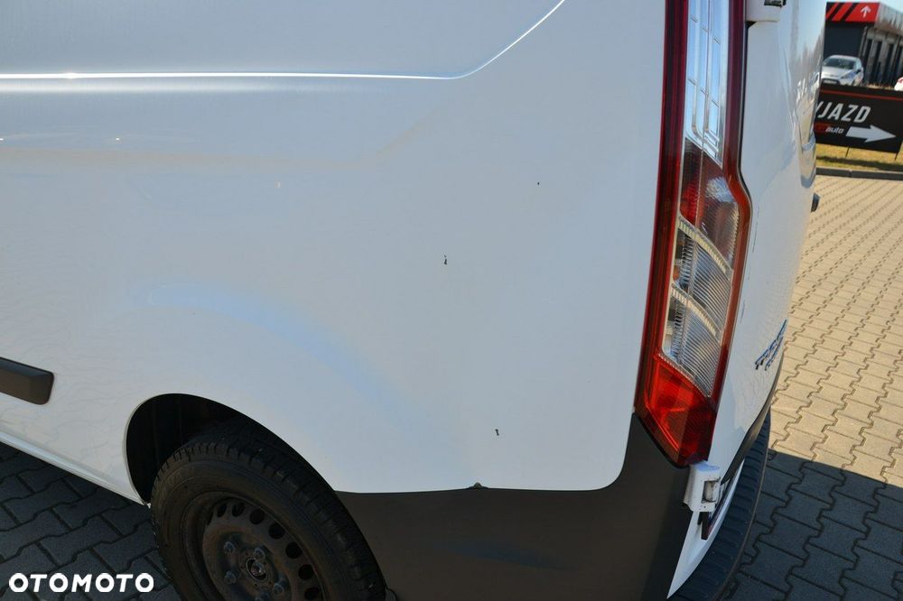 Ford Transit Custom - 12