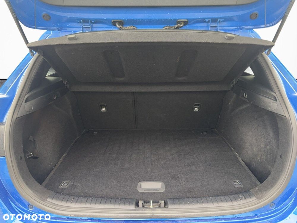 Kia Ceed - 34