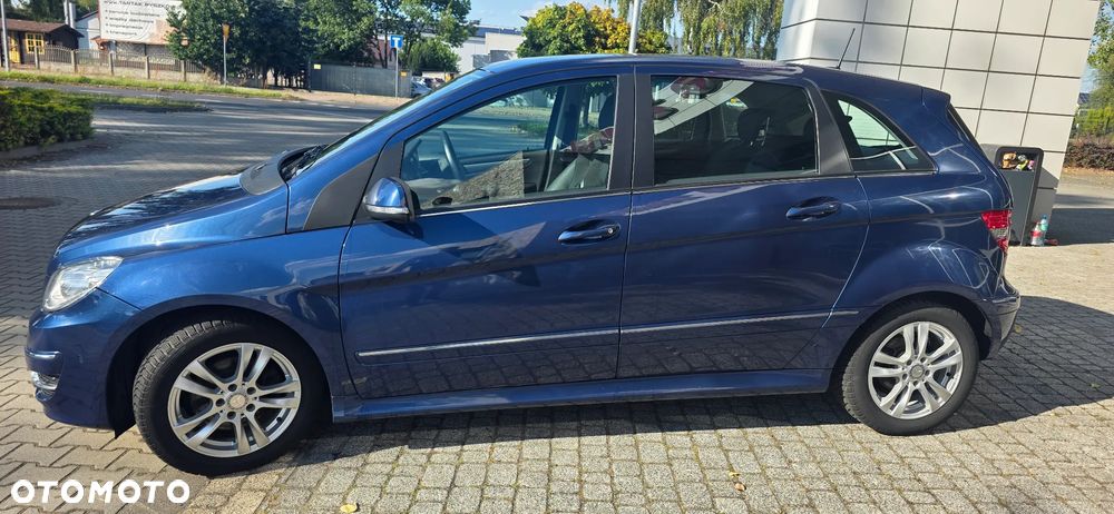 Mercedes-Benz Klasa B 200 Special Edition - 3