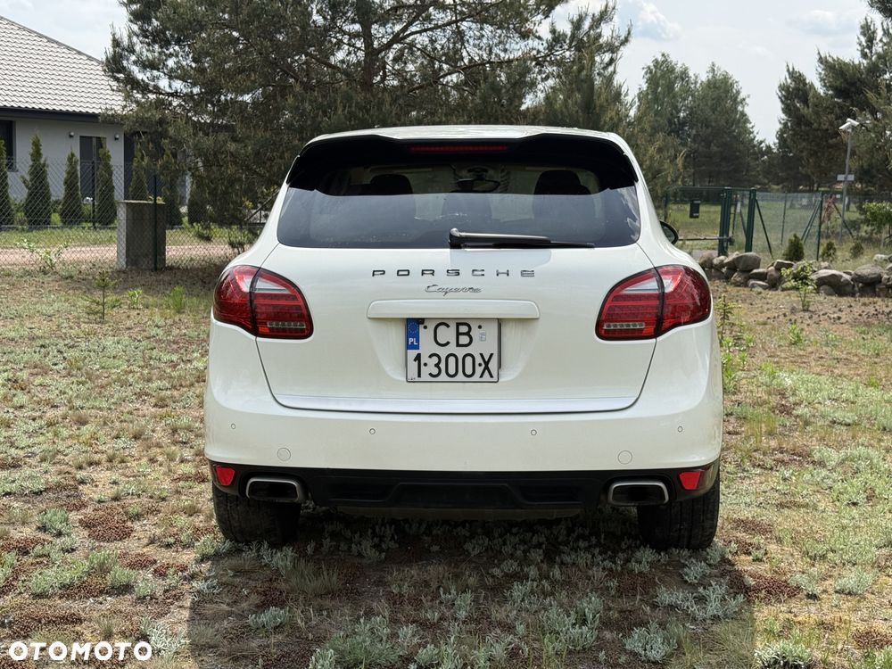 Porsche Cayenne - 5