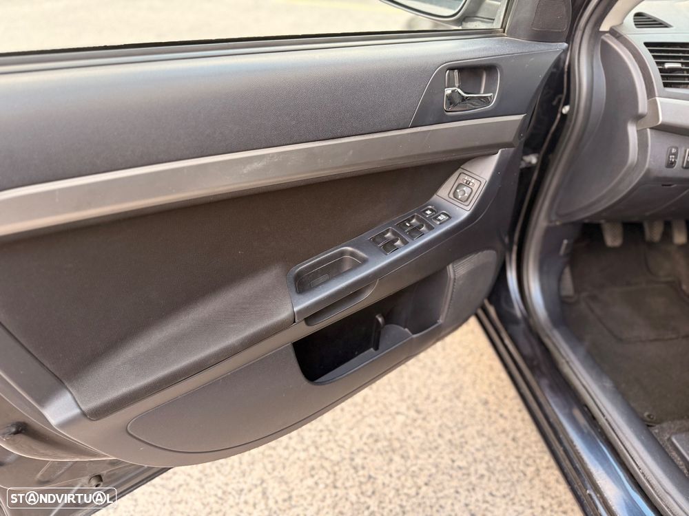 Mitsubishi Lancer 2.0 DI-D Intense - 9