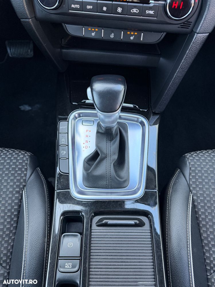 Kia Ceed 1.5 T-GDI DCT7 OPF Spirit - 13