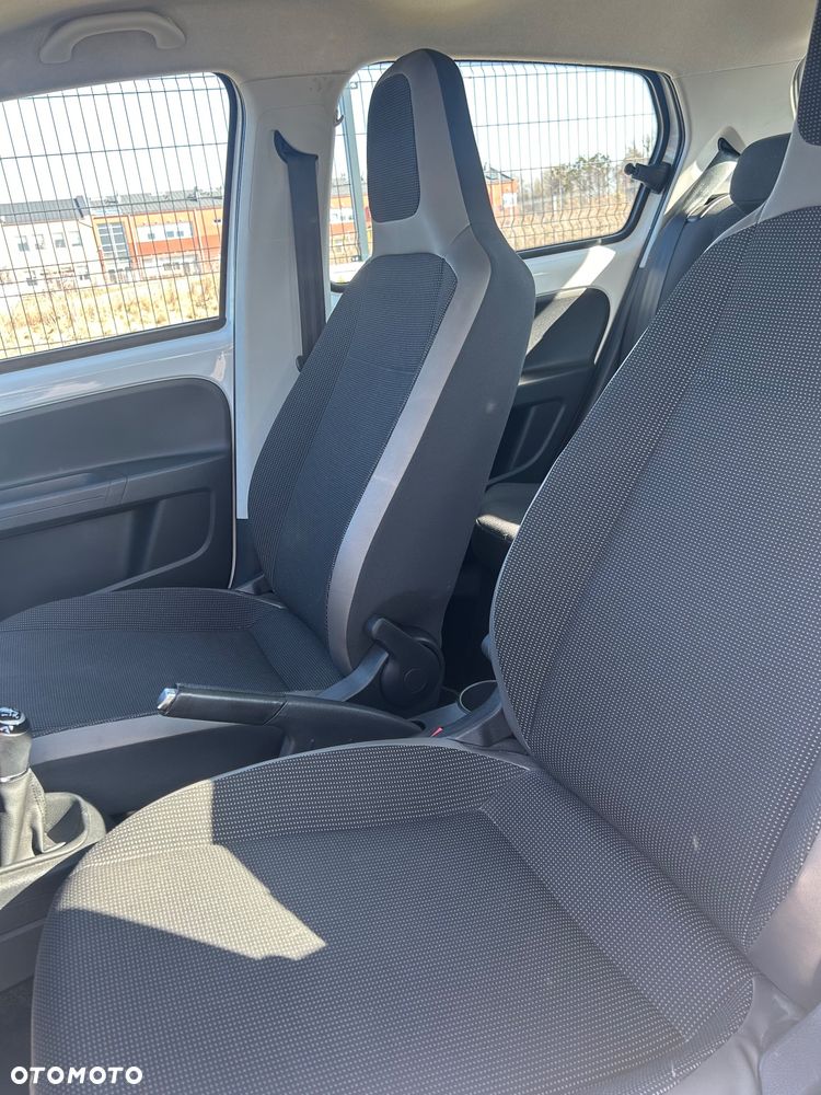 Volkswagen up! 1.0 high - 7