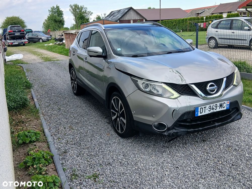 Nissan Qashqai 1.6 dCi Xtronic TEKNA+ - 3