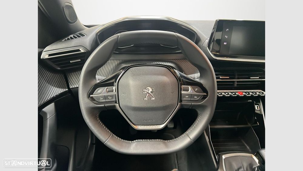 Peugeot 2008 1.2 PureTech Active Pack — fotografia 12
