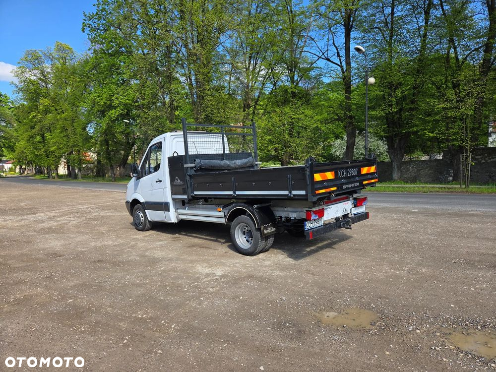 Mercedes-Benz Sprinter - 14