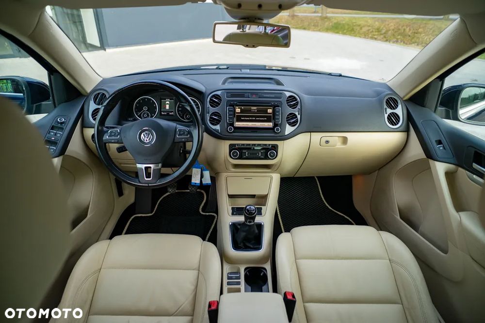 Volkswagen Tiguan 2.0 TSI 4Motion Lounge Track & Style - 29