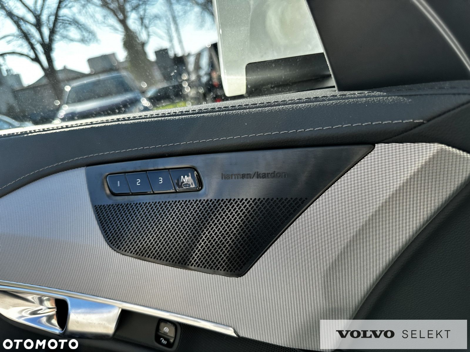 Volvo XC 90 - 25