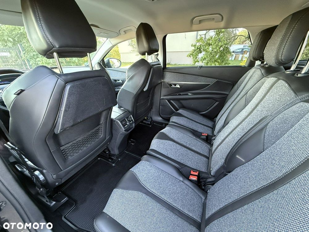 Peugeot 5008 2.0 HDi Allure 7os - 36