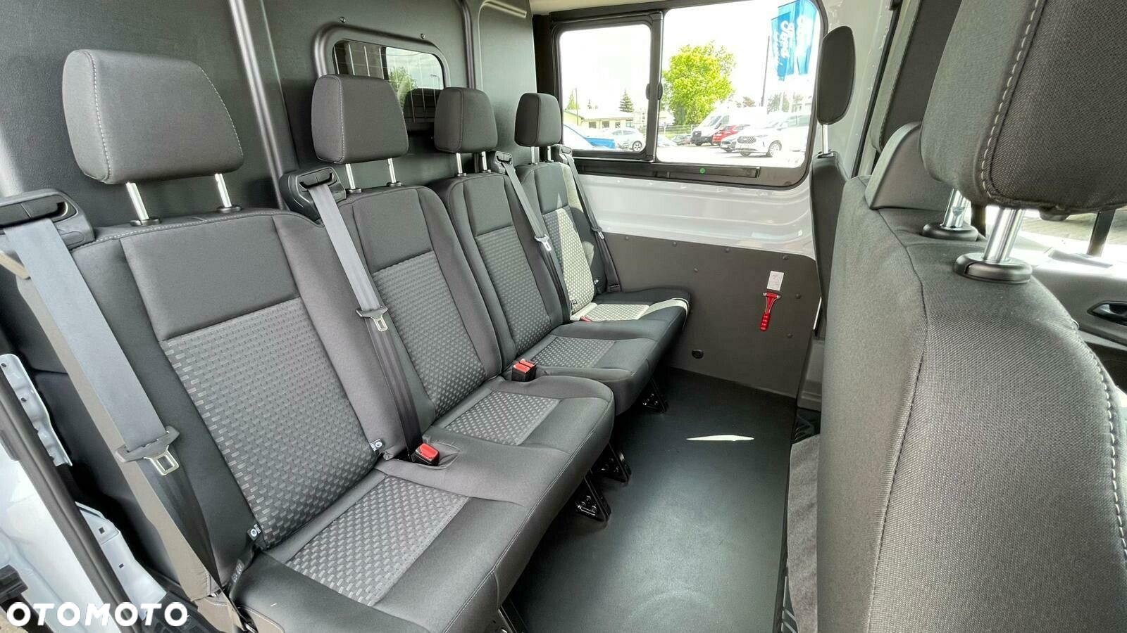 Ford transit Trend - 18