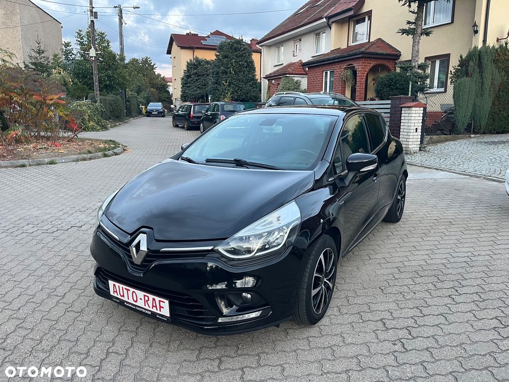 Renault Clio - 11