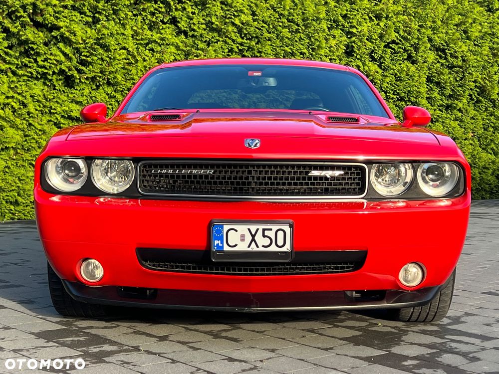 Dodge Challenger - 2