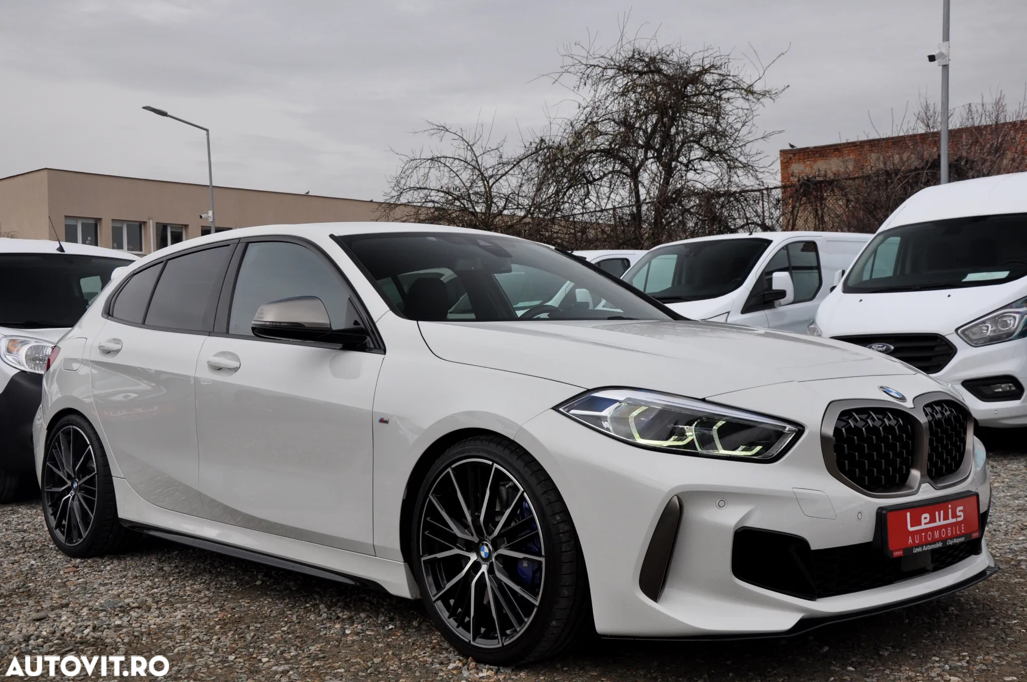 BMW M1 M135i xDrive AT - 3
