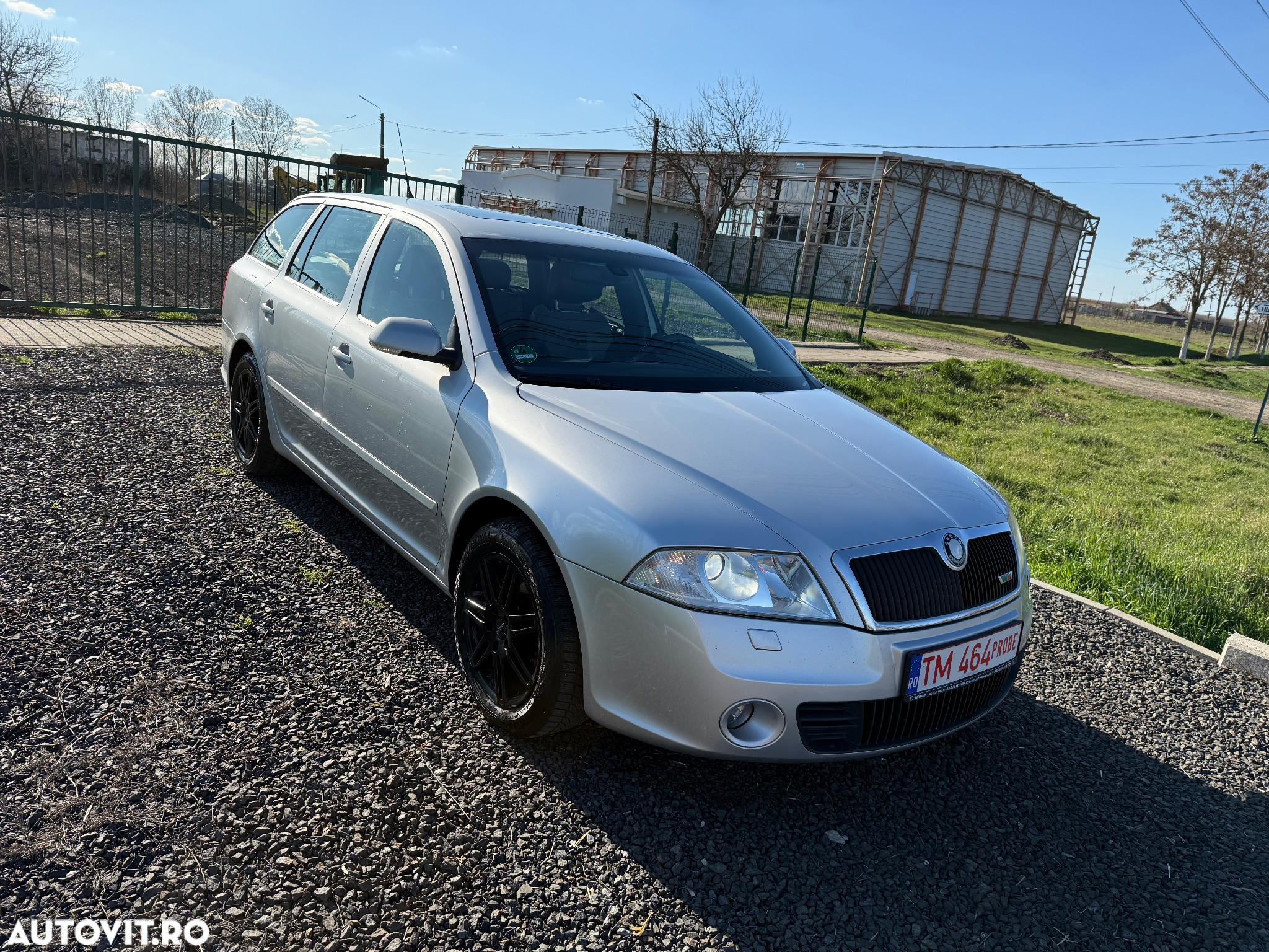 Skoda Octavia Combi 2.0 TDI DPF RS - 3
