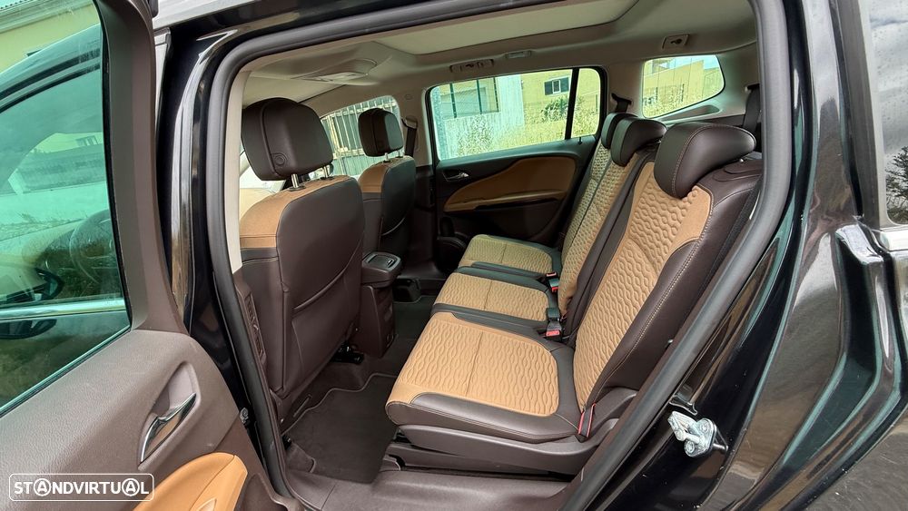 Opel Zafira 1.6 CDTi Executive - 29