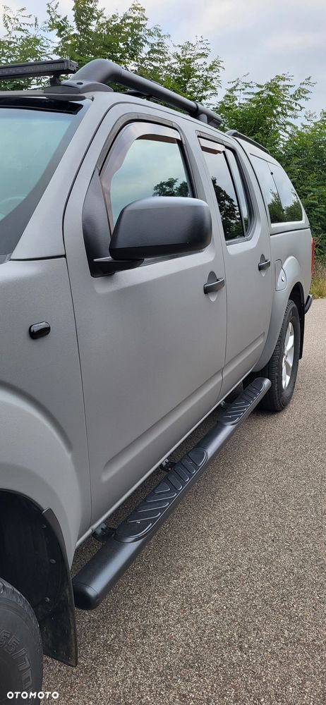 Nissan Navara 2.5 D Platinum - 6