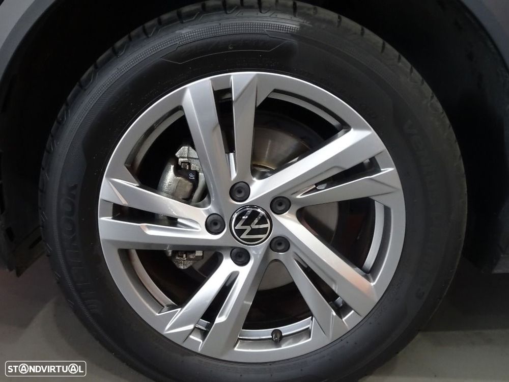 VW T-Roc 1.5 TSI R-Line DSG - 38