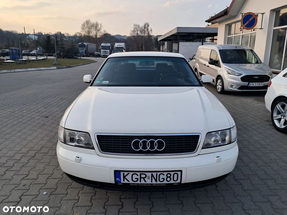 Audi A8 2.8 - 2