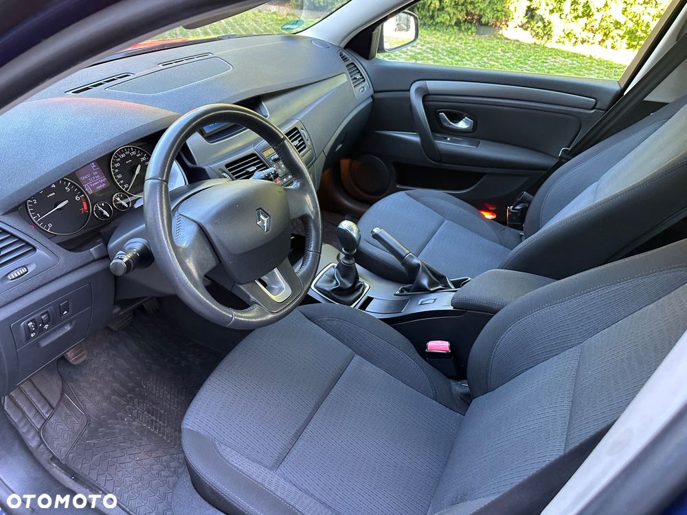 Renault Laguna 1.6 16V 110 Expression - 23