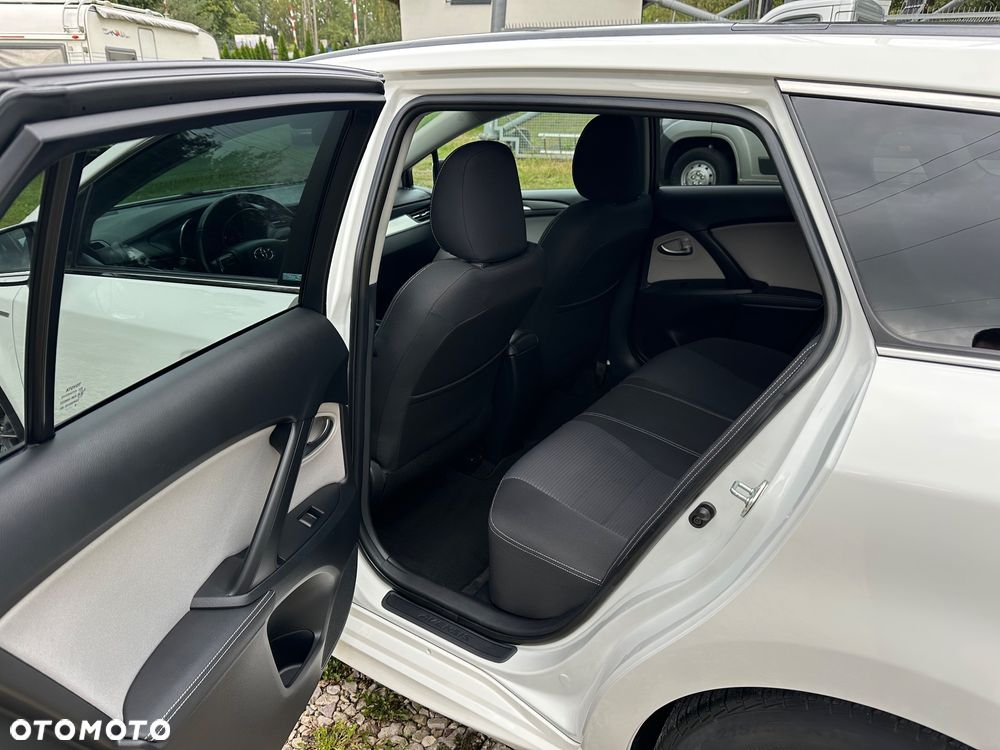 Toyota Avensis 1.8 Selection - 13