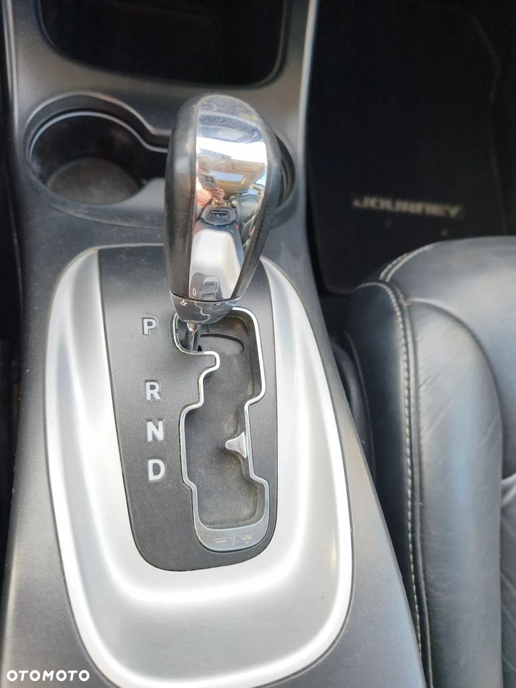 Dodge Journey - 12