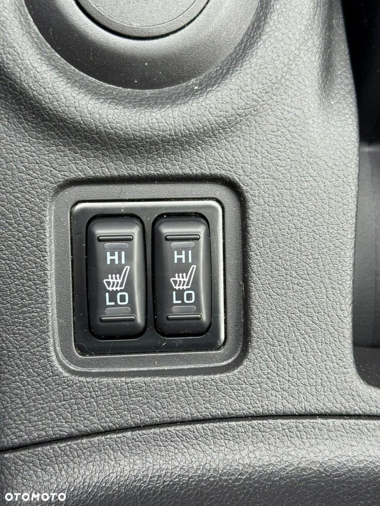 Mitsubishi Outlander - 35