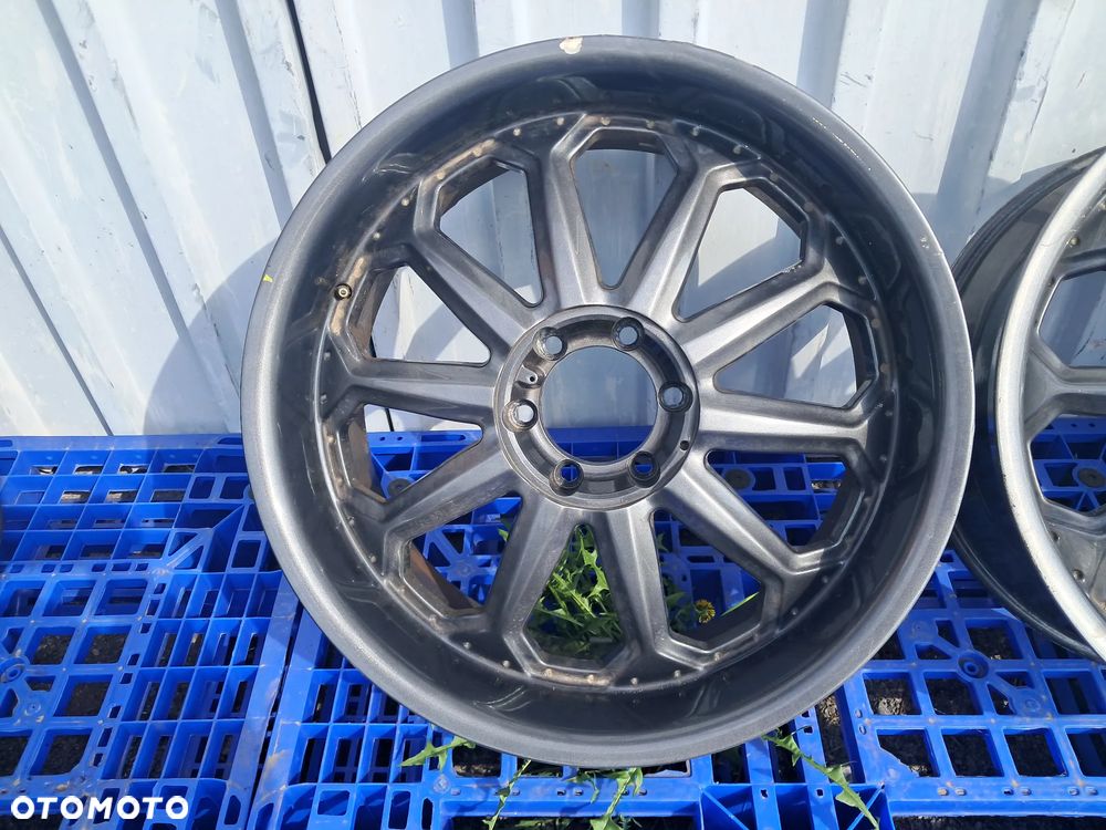 Felgi Aluminiowe R22 6×139,7  M12x1,5  67,1 - 2