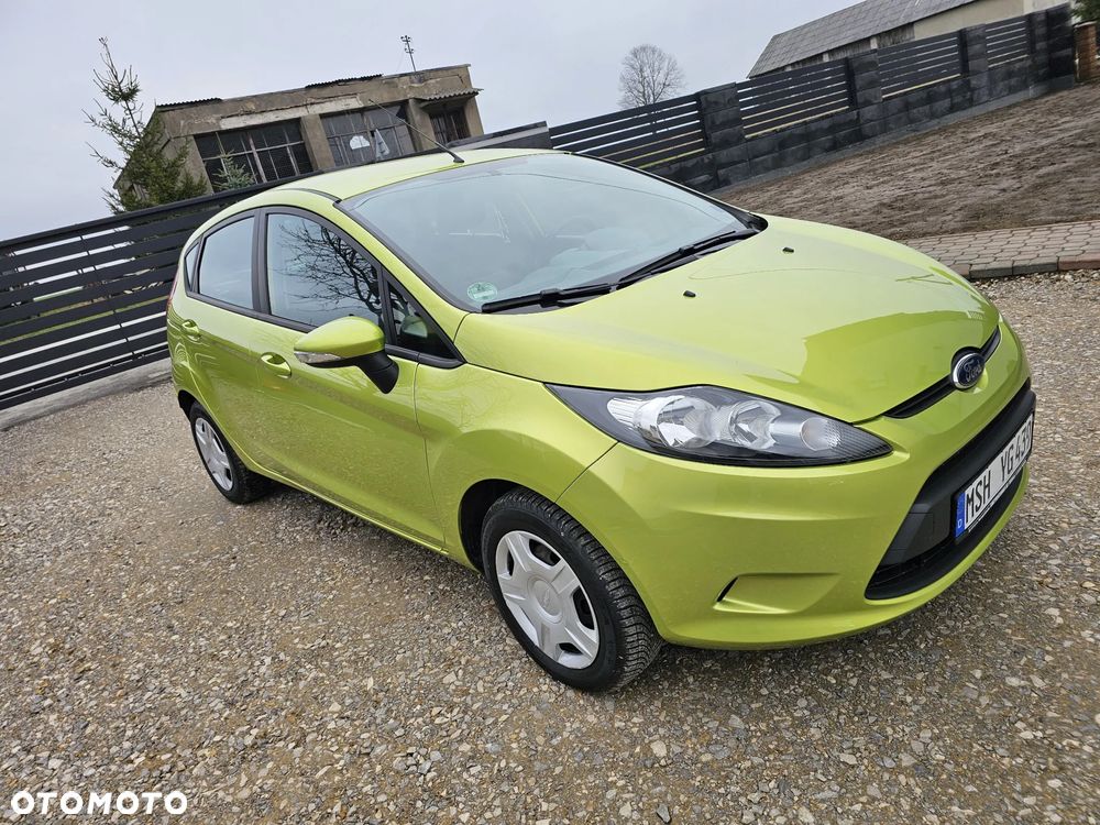 Ford Fiesta - 23