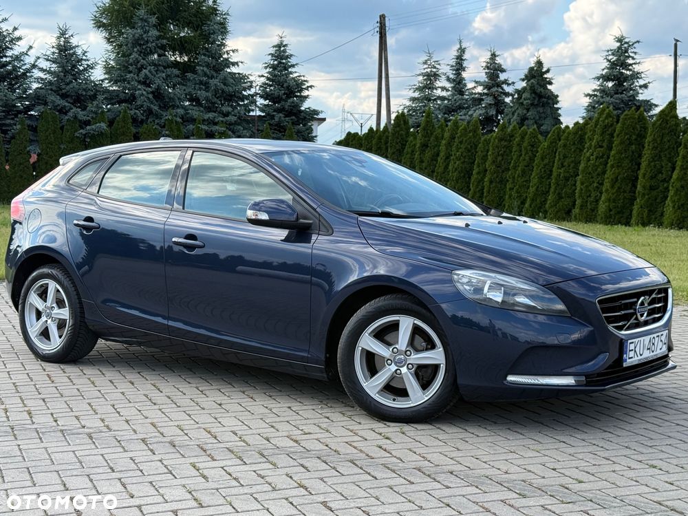 Volvo V40 - 16