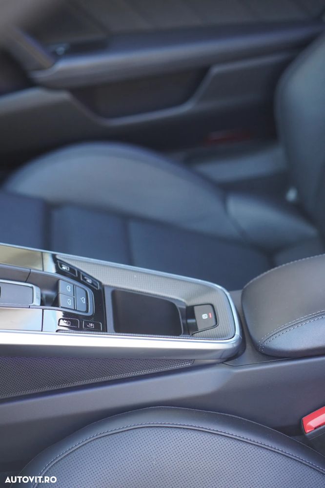 Porsche 911-TURBO-S - 26