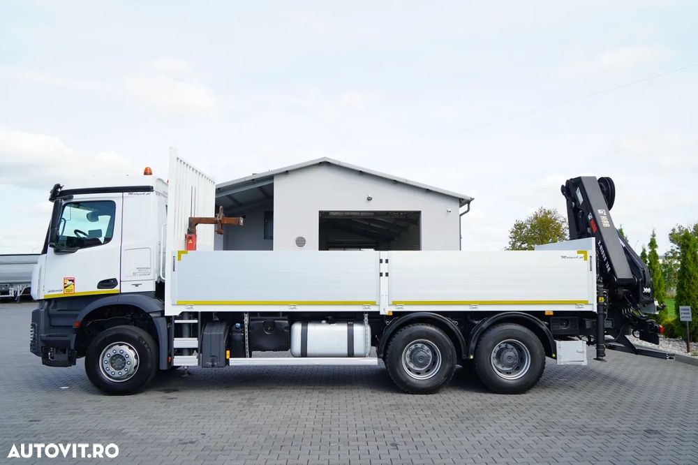 Mercedes-Benz AROCS 2643 / 6x4 / CAROSERIE CU BALANȚĂ - 6,3 M / MACARA HIAB X-HIDUO 188 ES-4 / CAPACITATE MAXIMĂ DE RIDICARE: 5.300 KG / ROTATOARE / PODEA HEAVY-DUTY / TRANSMISIE AUTOMATĂ - 12