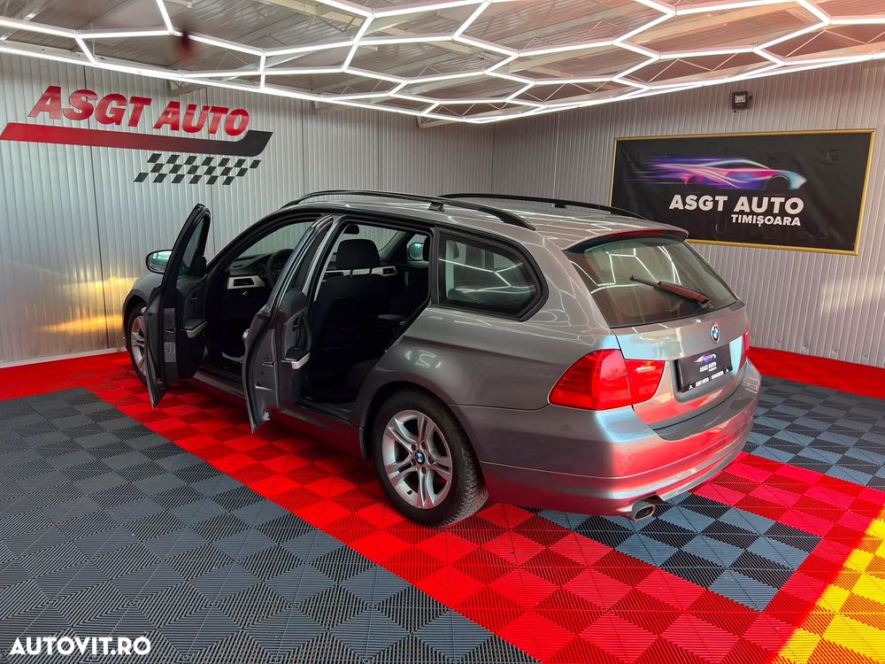BMW Seria 3 320d xDrive DPF Aut. - 17