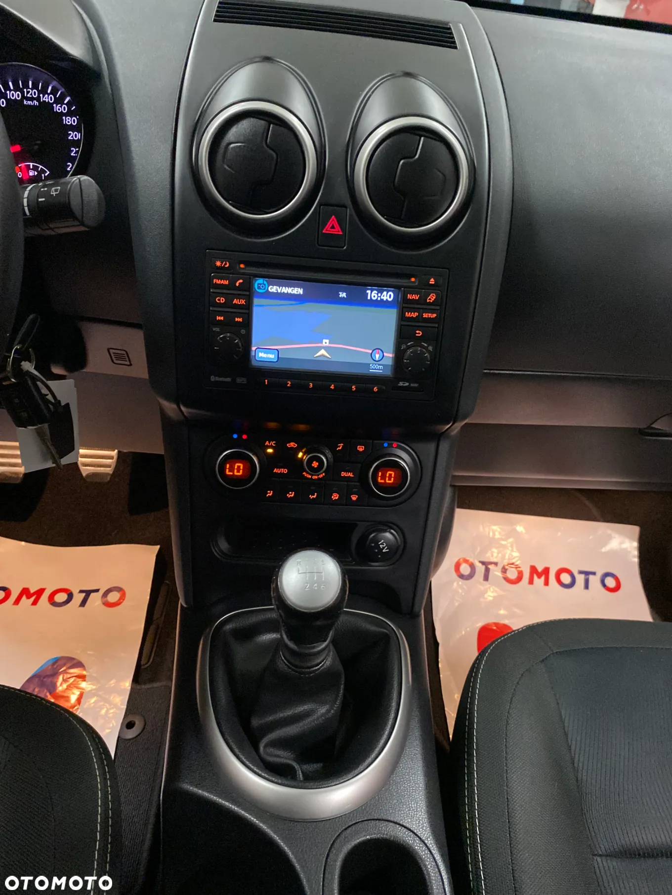 Nissan Qashqai 2.0 tekna - 17