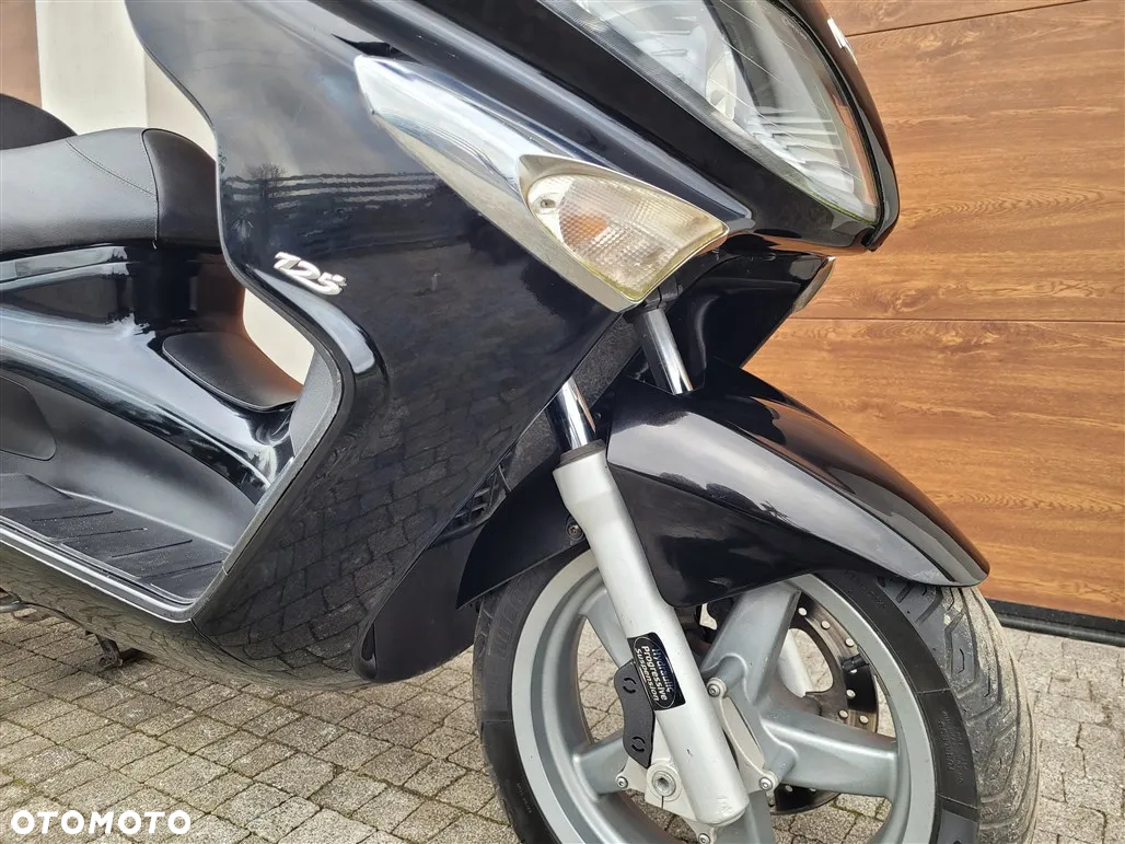 Piaggio Xevo - 4
