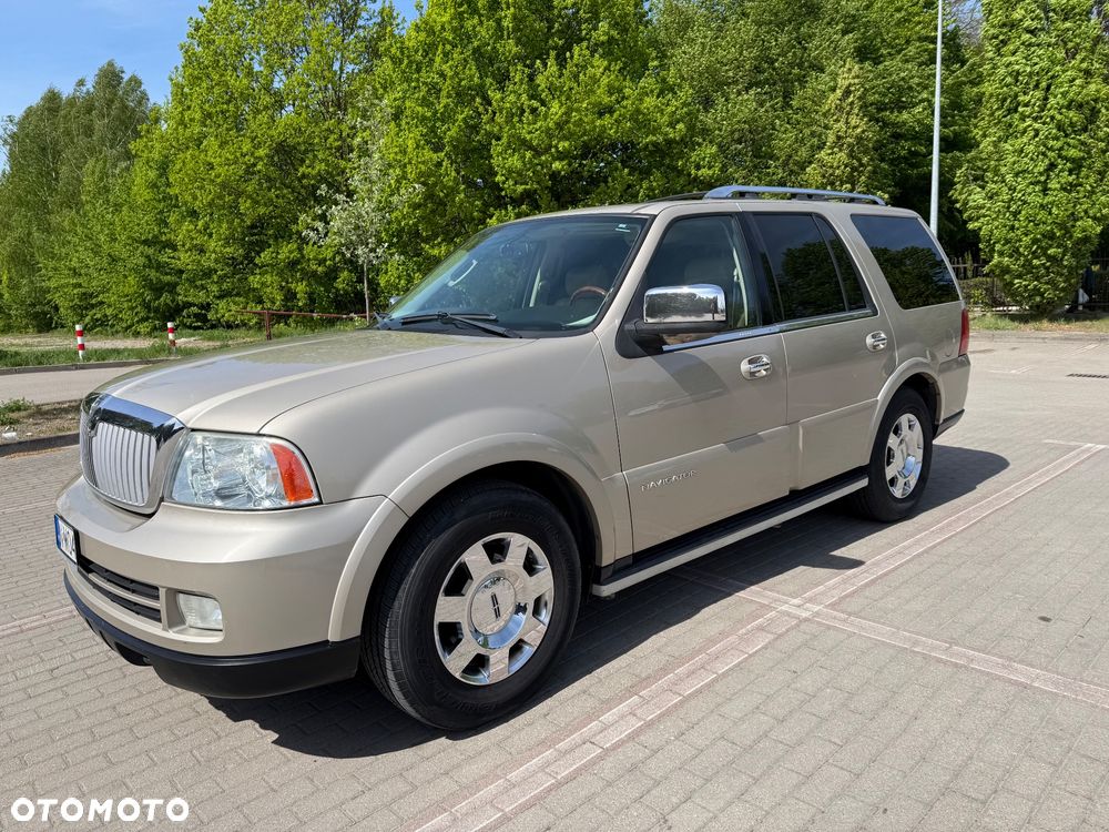 Lincoln Navigator 5.4 4WD Luxury - 2