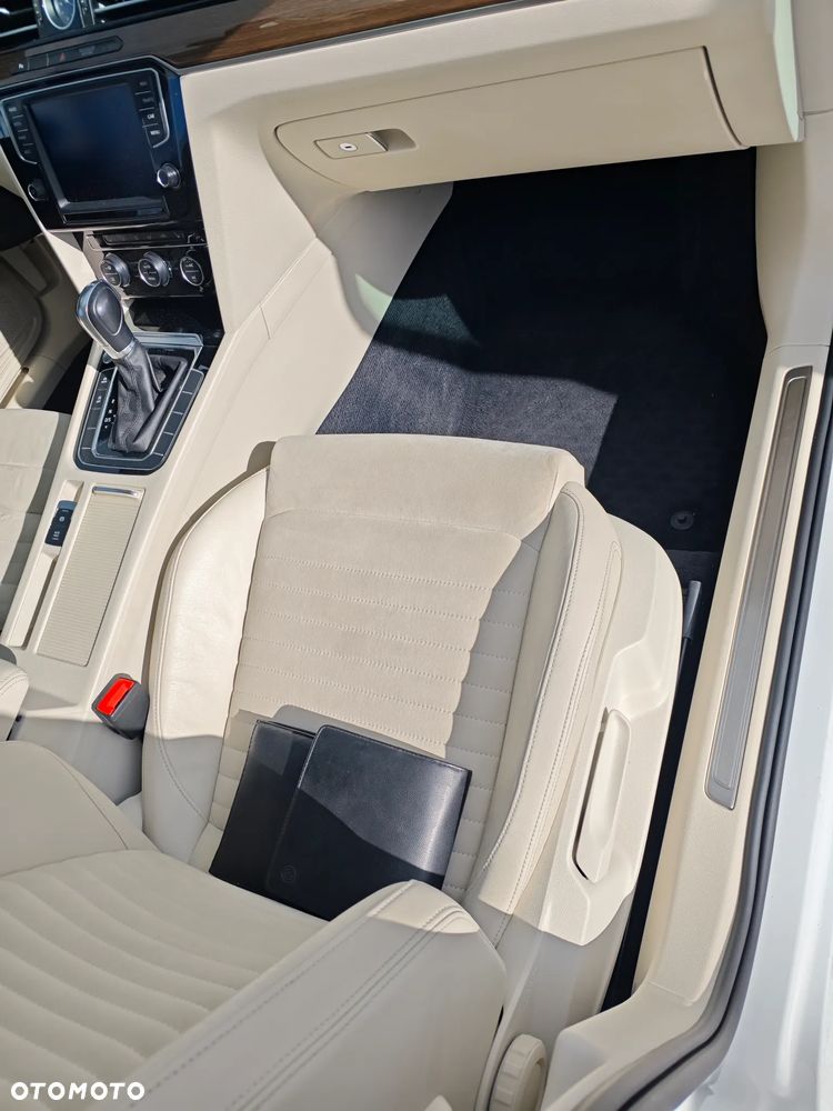 Volkswagen Passat 2.0 TDI BMT Highline DSG - 10